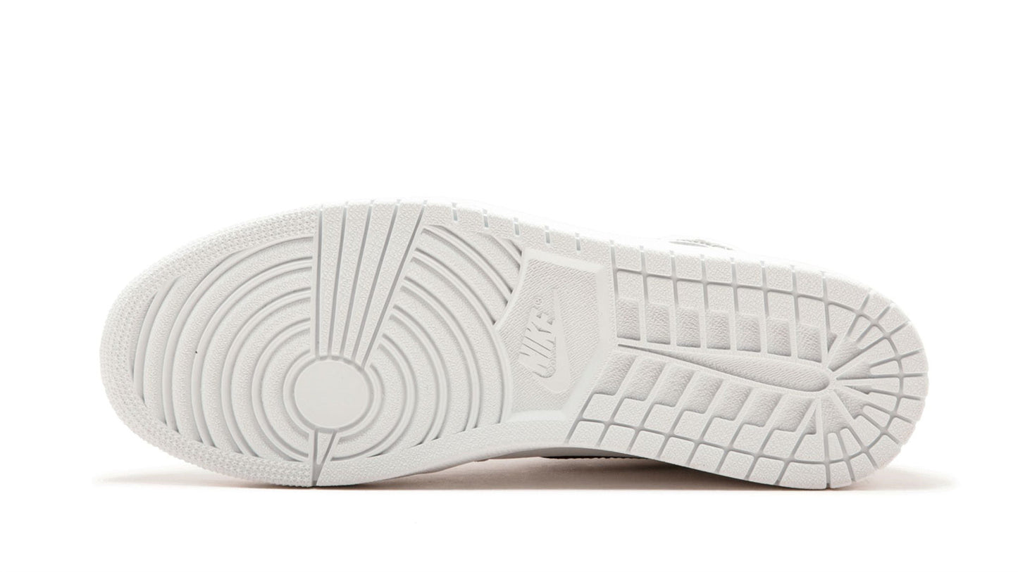 AIR JORDAN 1 RETRO HIGH OG "Premium Essentials"